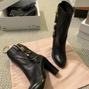NEW Cesare Paciotti Boots